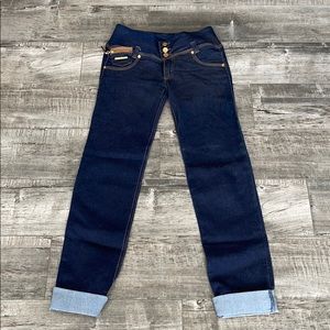 New Colombian jeans size 8